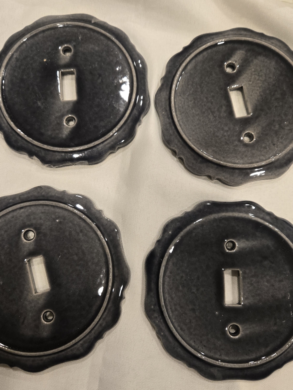 4 Ceramic Dark Gray Scalloped Round Light Switch Covers - Unbranded
